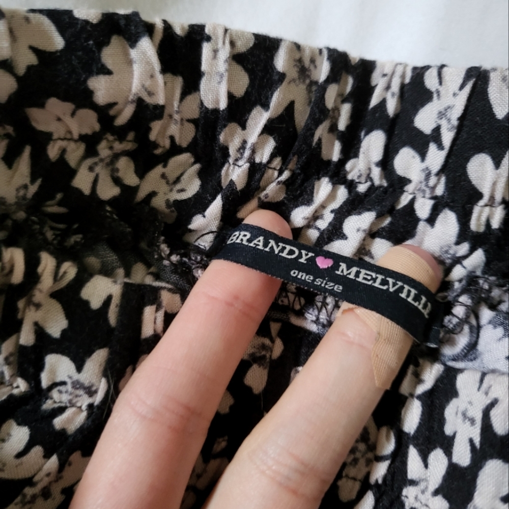 Womens brandy melville joggers fits like xxs